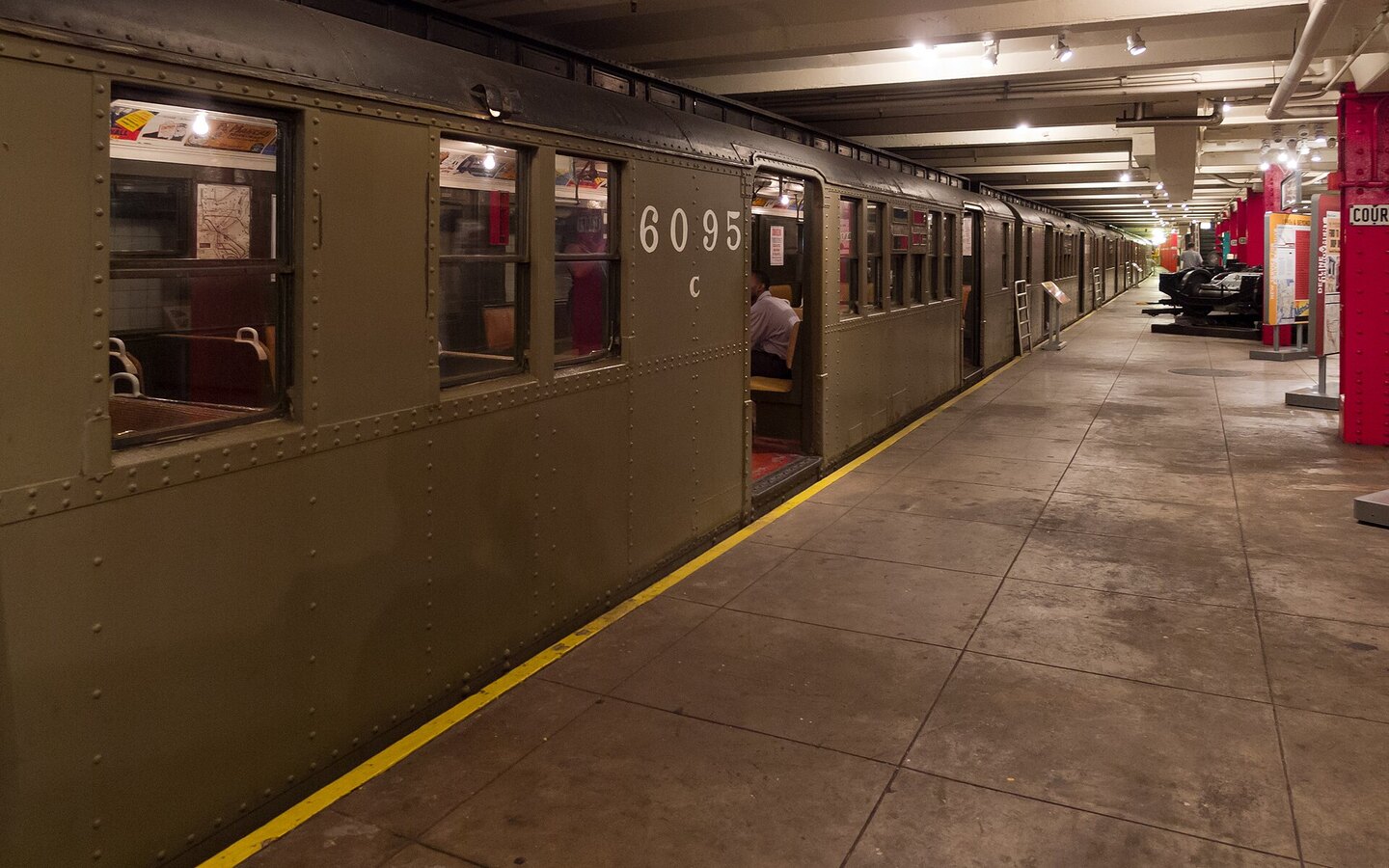 New York Transit Museum — Museum in Brooklyn